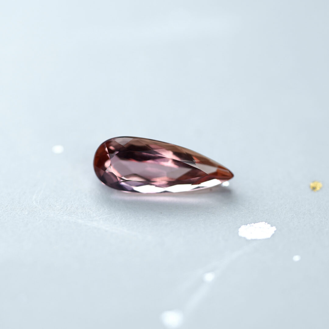 非加熱インペリアルトパーズ 1.586ct ブラジル産 CGL - 画像 (2)