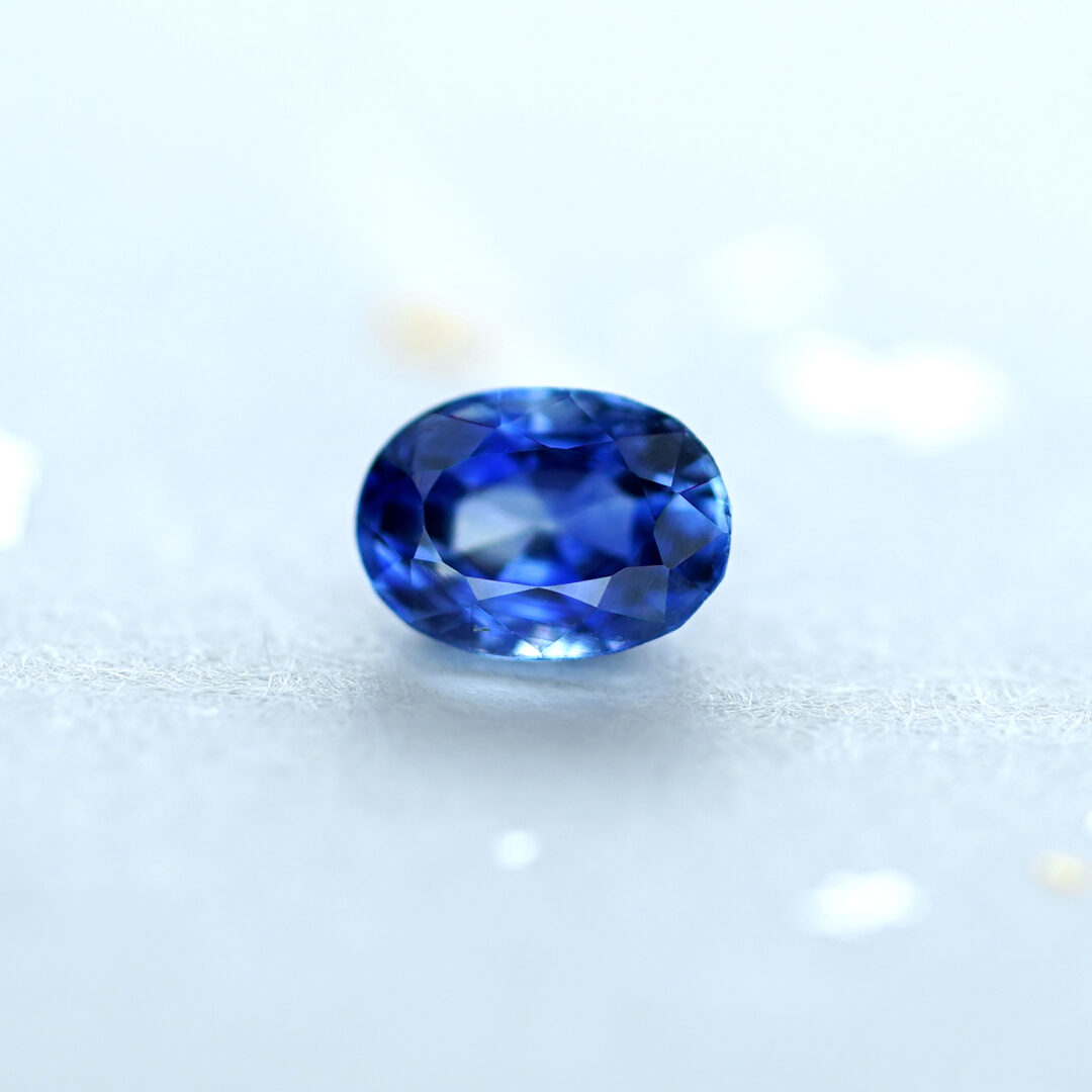 非加熱ブルーサファイア 0.370ct カシミール産 GIA - 画像 (2)