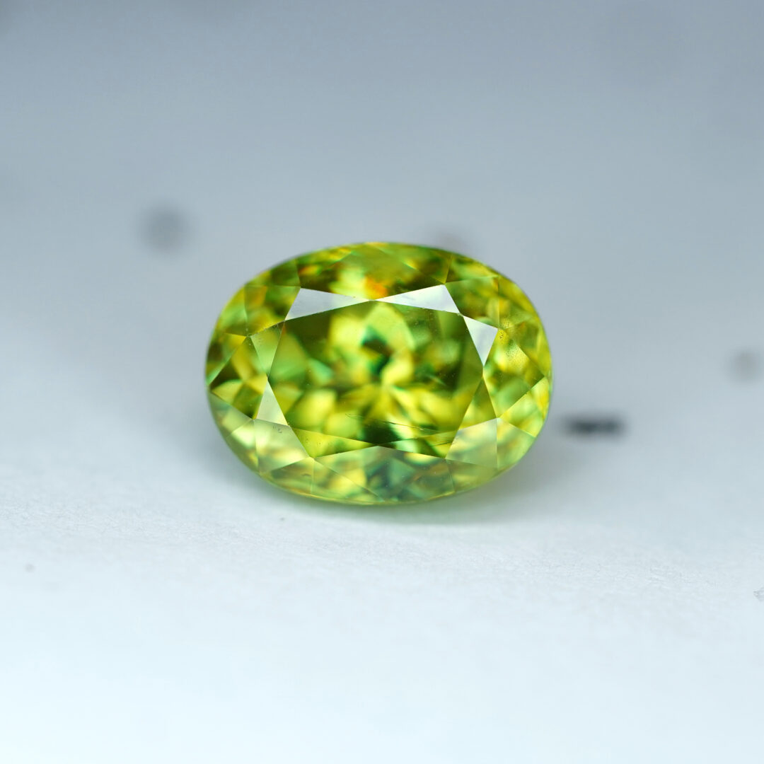 グリーンスフェーン 6.150ct マダガスカル産 CGL - 画像 (2)
