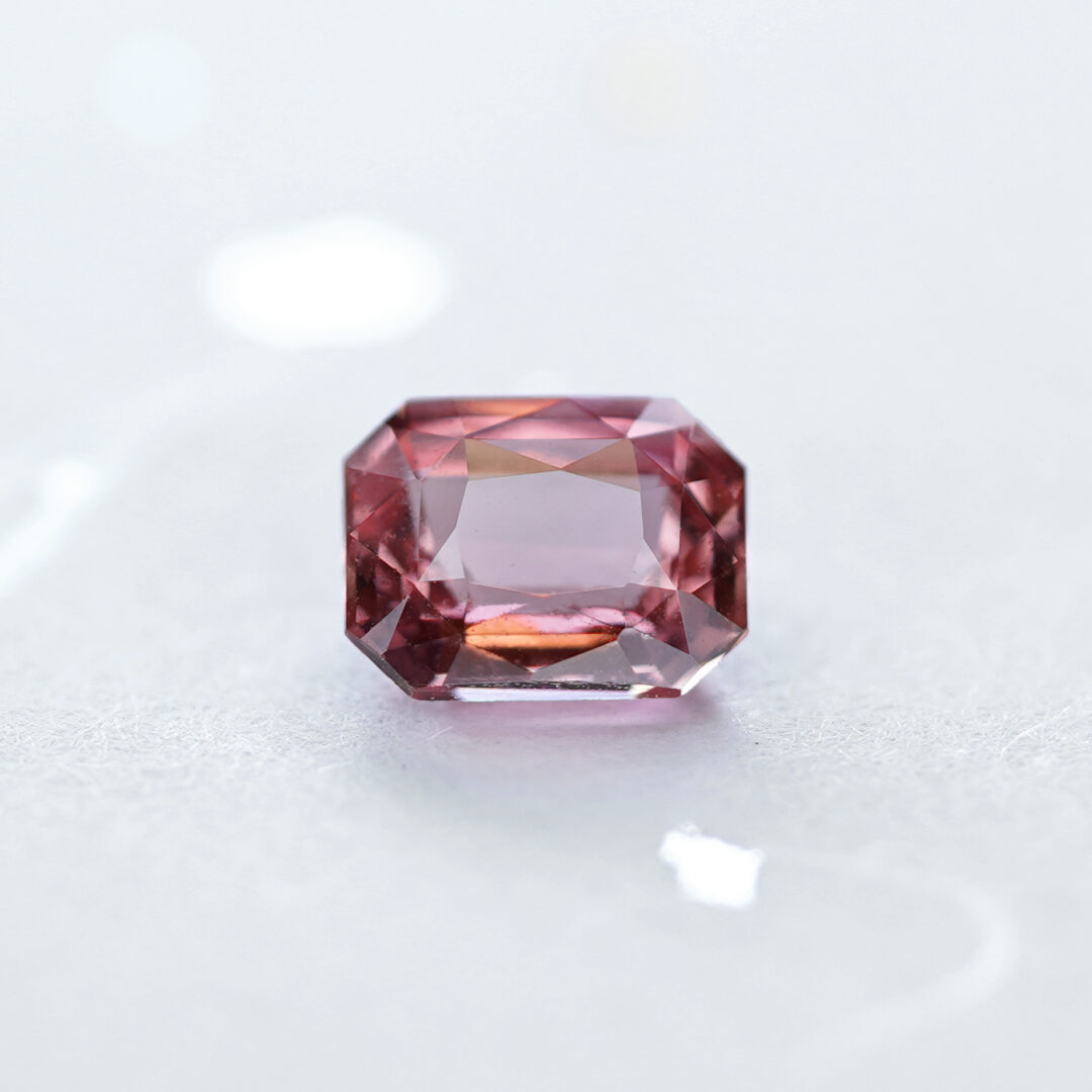 パパラチアサファイア 0.930ct マダガスカル産 GIA - 画像 (2)