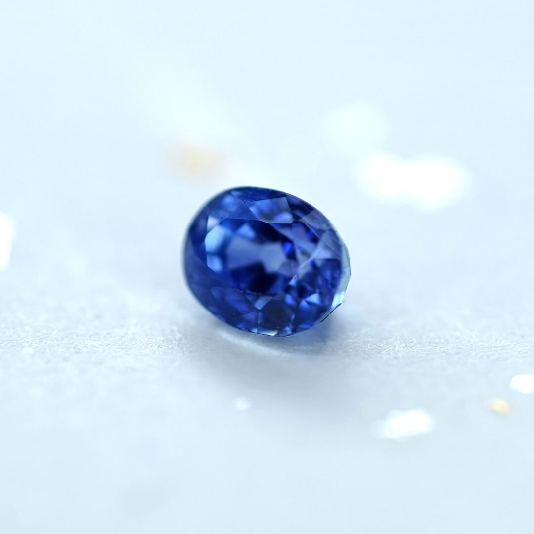 非加熱ブルーサファイア 0.560ct カシミール産 GIA - 画像 (4)