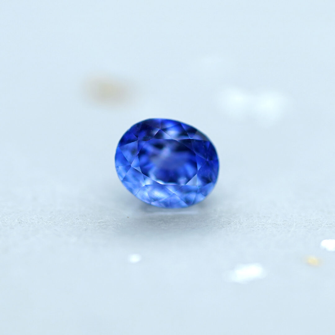 非加熱ブルーサファイア 0.380ct カシミール産 GIA - 画像 (3)