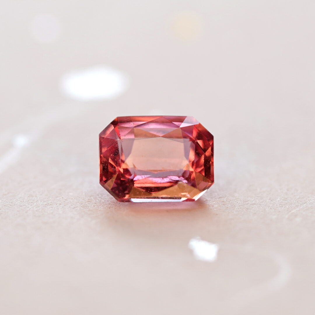 パパラチアサファイア 0.930ct マダガスカル産 GIA - 画像 (3)