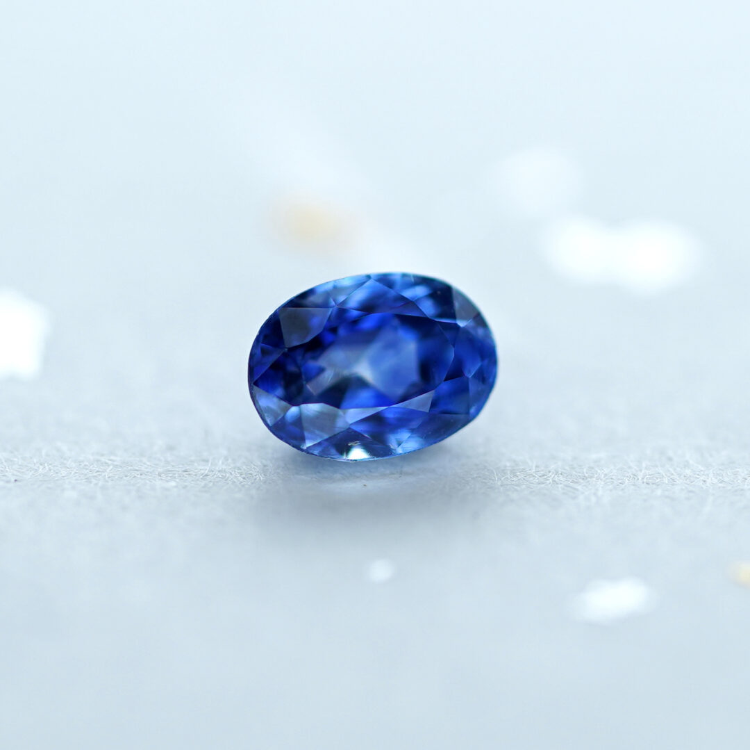 非加熱ブルーサファイア 0.370ct カシミール産 GIA - 画像 (4)