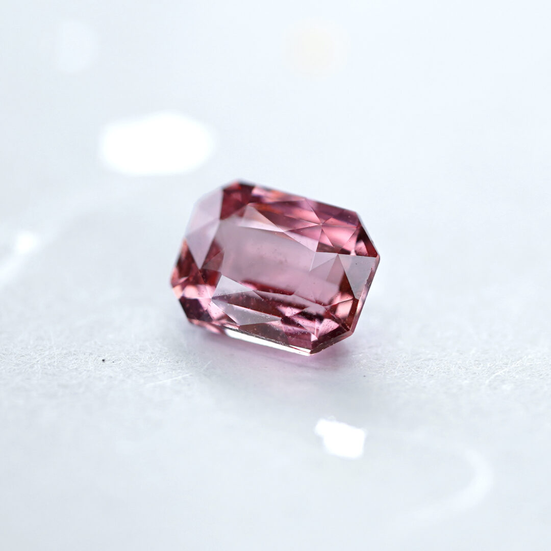 パパラチアサファイア 0.930ct マダガスカル産 GIA - 画像 (4)