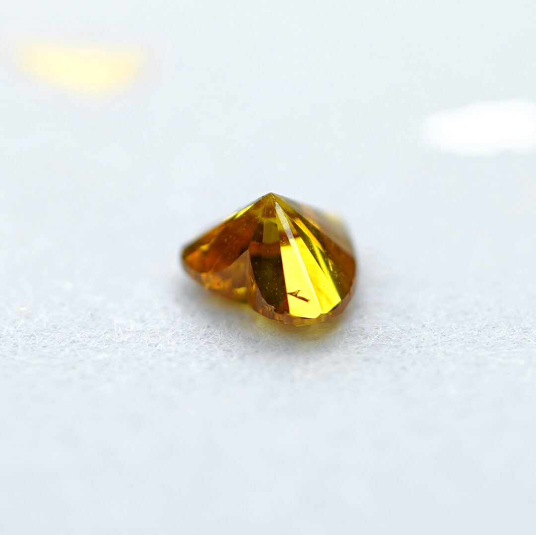 天然オレンジイエローダイヤモンド Fancy Vivid Orange Yellow 0.266ct CGL - 画像 (4)