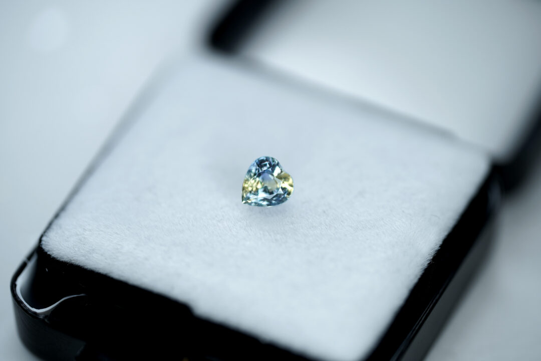 バイカラーサファイア 0.770ct - 画像 (5)