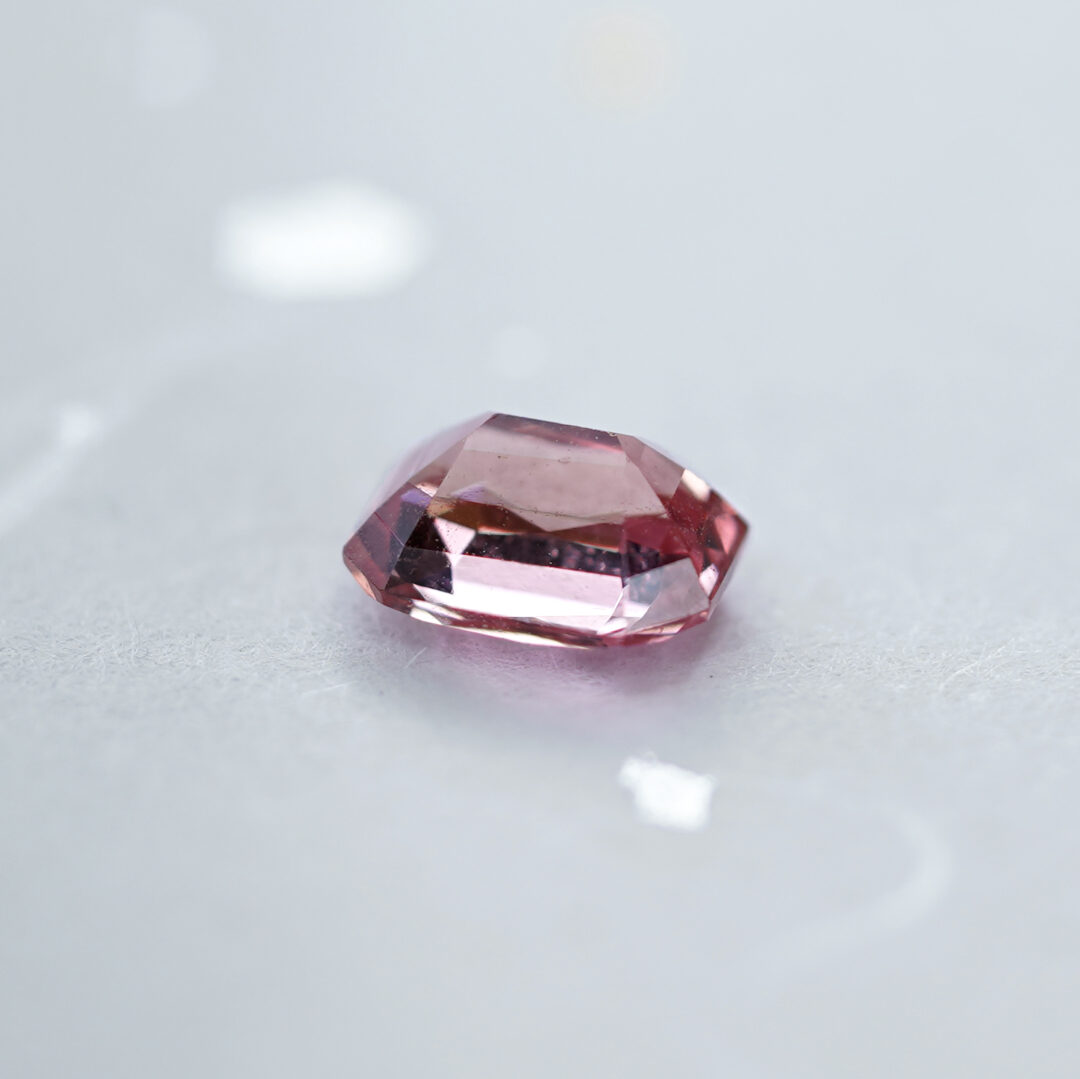 パパラチアサファイア 0.930ct マダガスカル産 GIA - 画像 (5)