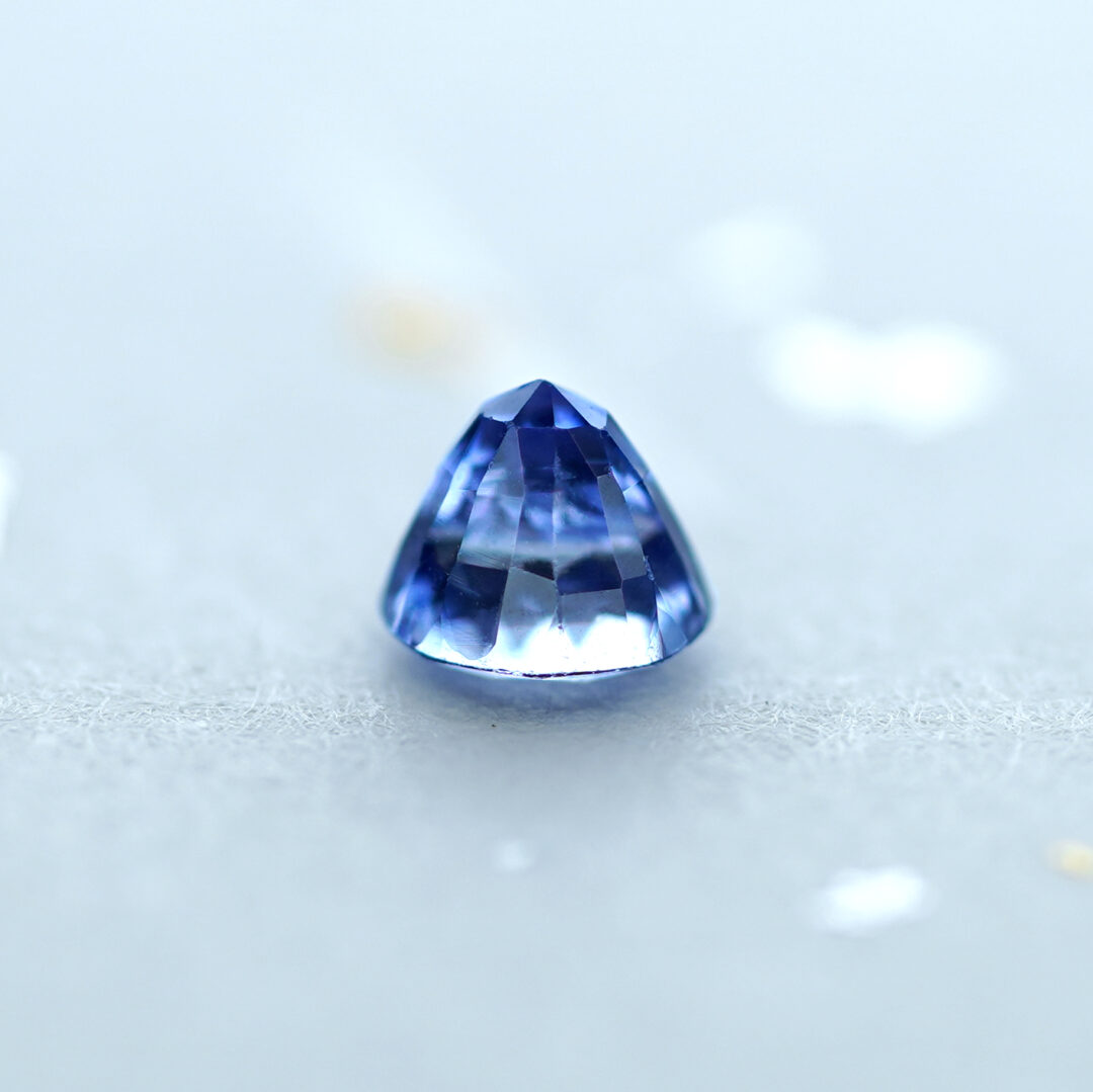 非加熱ブルーサファイア 0.380ct カシミール産 GIA - 画像 (6)