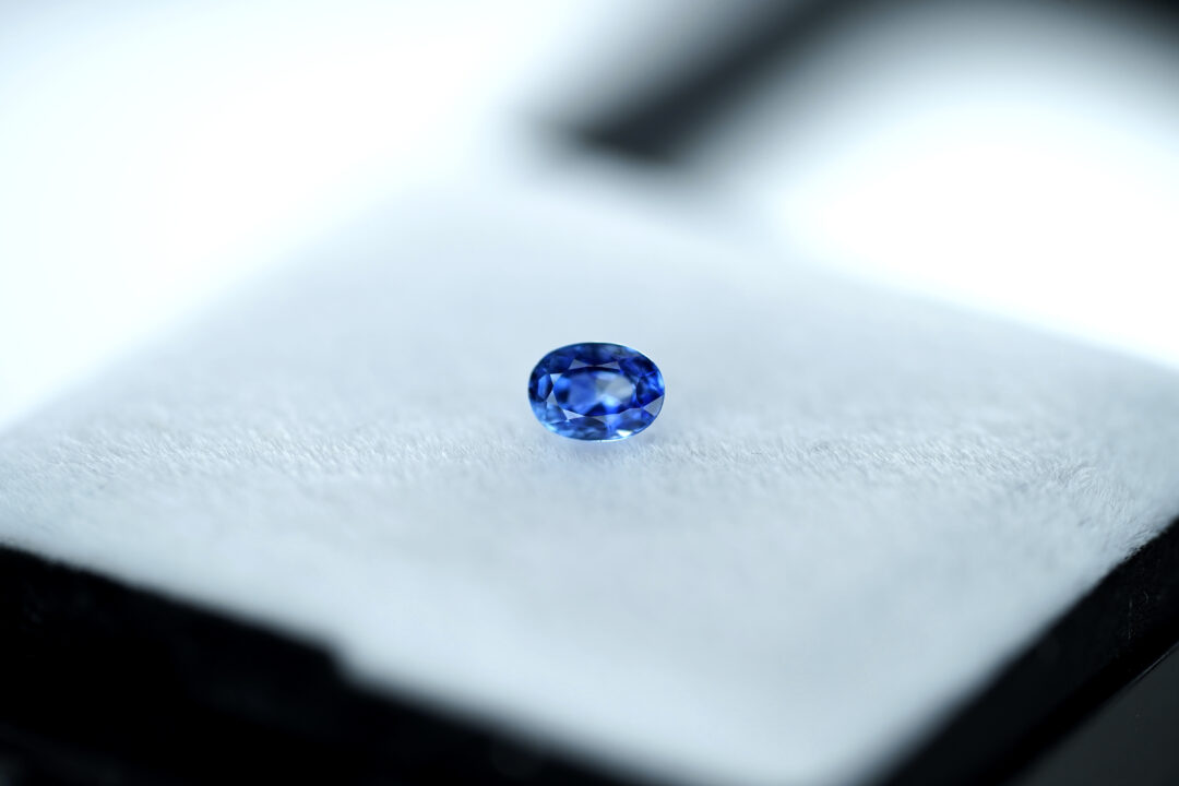 非加熱ブルーサファイア 0.370ct カシミール産 GIA - 画像 (6)
