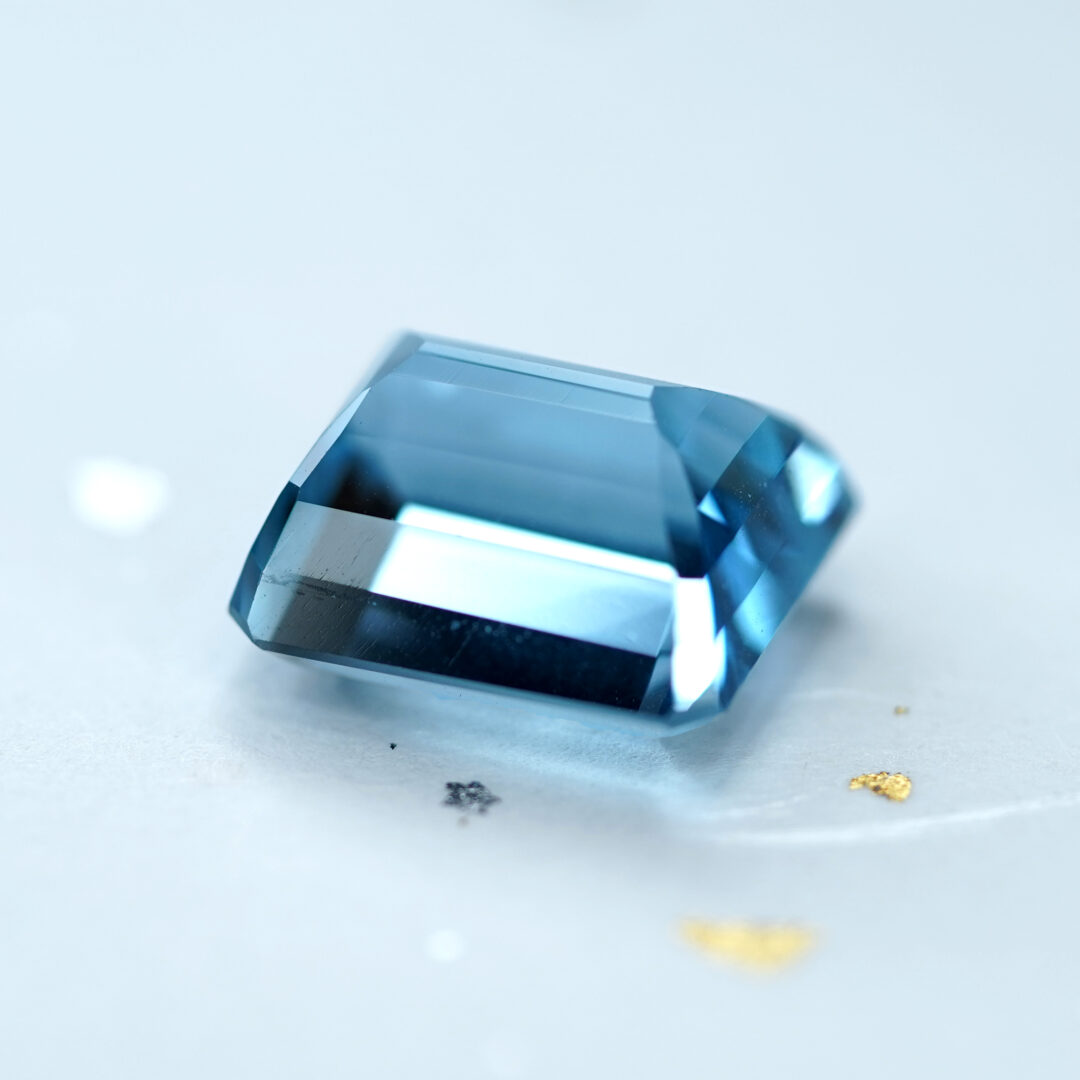 ブルートパーズ 13.385ct CGL - 画像 (4)