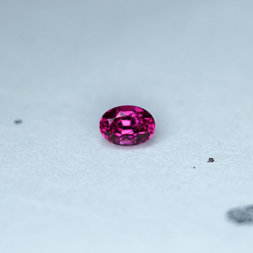 ホットピンクスピネル 0.23ct ビルマ産 - 画像 (2)