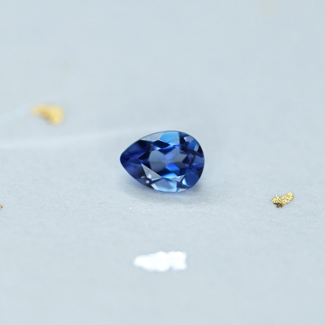 ベニトアイト 0.14ct アメリカ・サンベニト産 - 画像 (2)