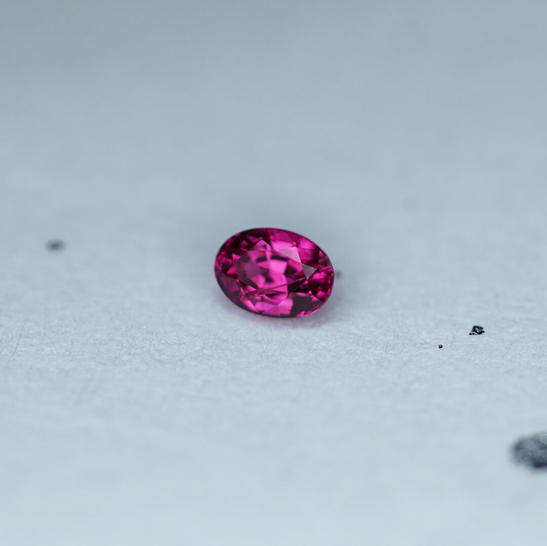 ホットピンクスピネル 0.23ct ビルマ産 - 画像 (3)