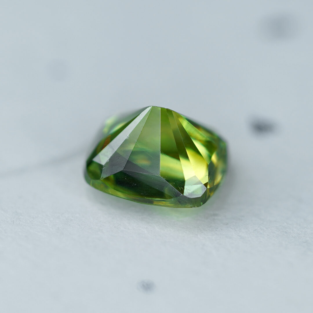 グリーンスフェーン 1.480ct マダガスカル産 - 画像 (4)