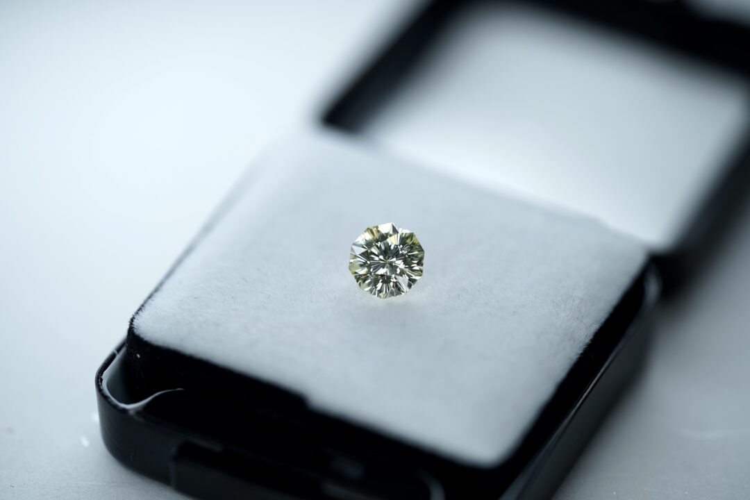 さくらダイヤモンド Very Light Yellow 1.141ct VVS-2 CGL - 画像 (5)
