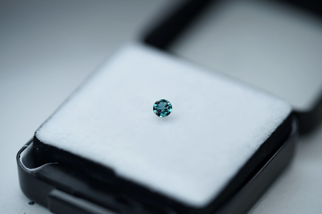 アレキサンドライト 0.155ct ブラジル産 CGL - 画像 (5)