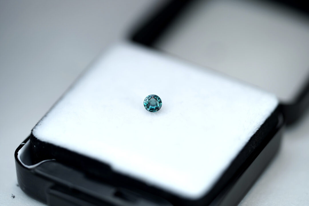 アレキサンドライト 0.162ct ブラジル産 CGL - 画像 (5)