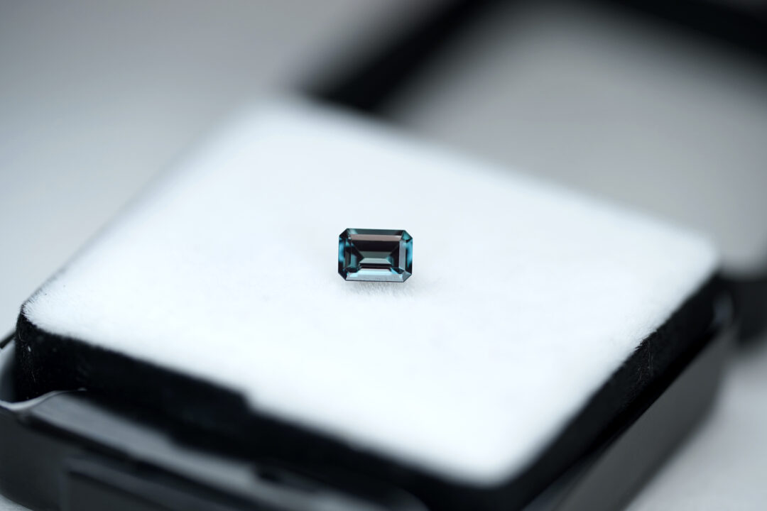 アレキサンドライト 0.38ct  ブラジル・ヘマチタ産 GIA - 画像 (5)