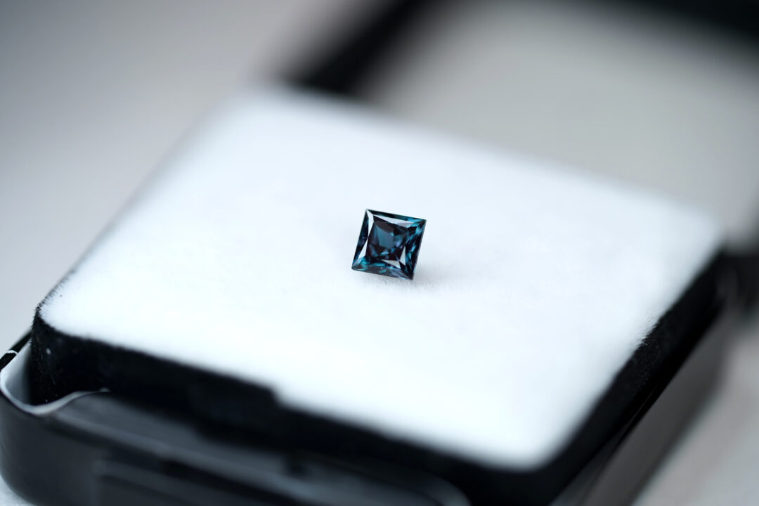 アレキサンドライト 0.45ct ブラジル・ヘマチタ産 GIA - 画像 (5)