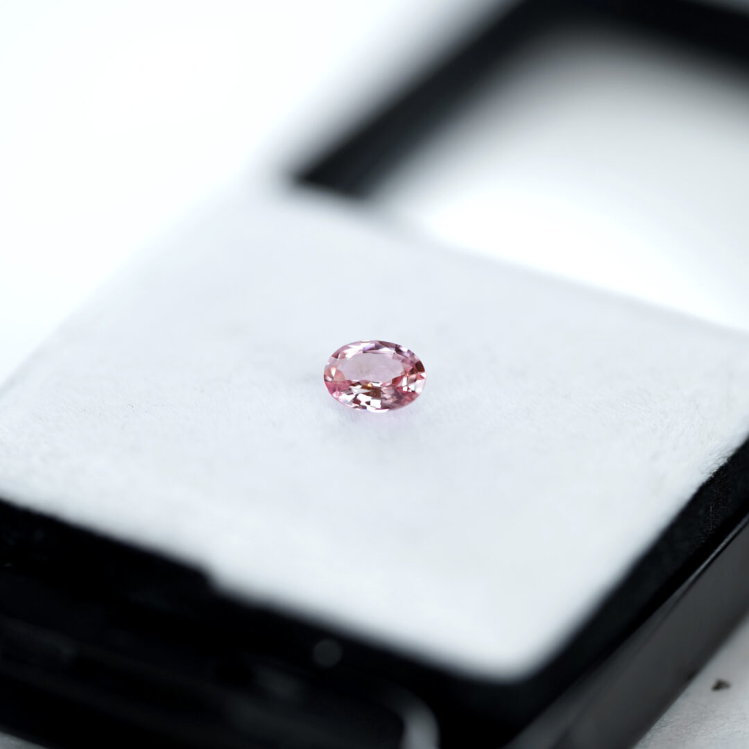 パパラチアサファイア 0.433ct マダガスカル産 CGL - 画像 (5)