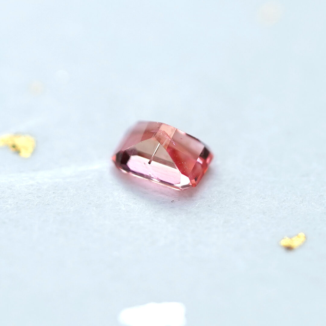 ヴェイリネナイト 0.167ct パキスタン産 CGL - 画像 (4)