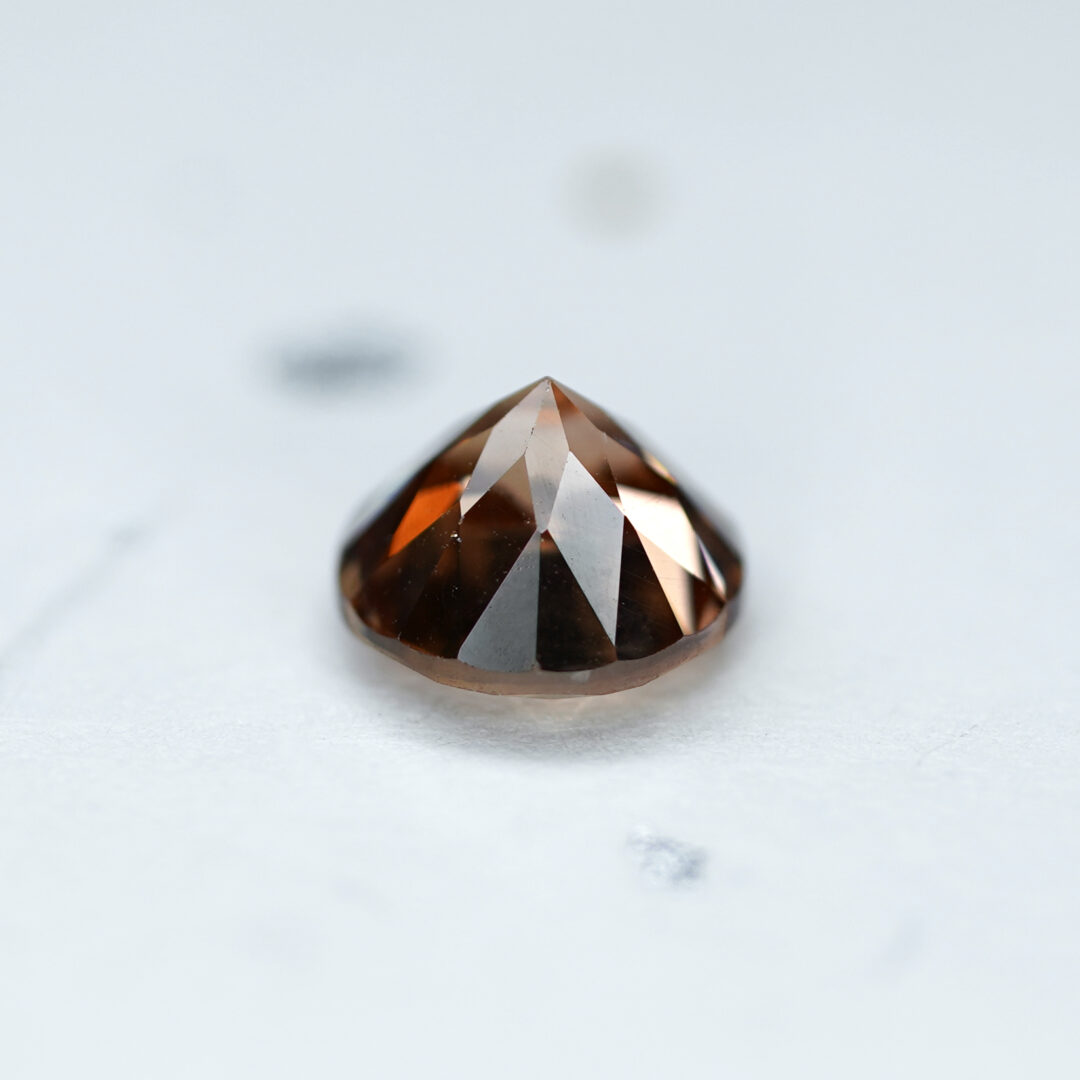 非加熱ジルコン 2.47ct タンザニア産 - 画像 (4)