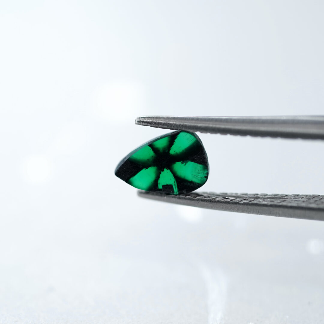 トラピッチェエメラルド 0.58ct コロンビア産 - 画像 (4)