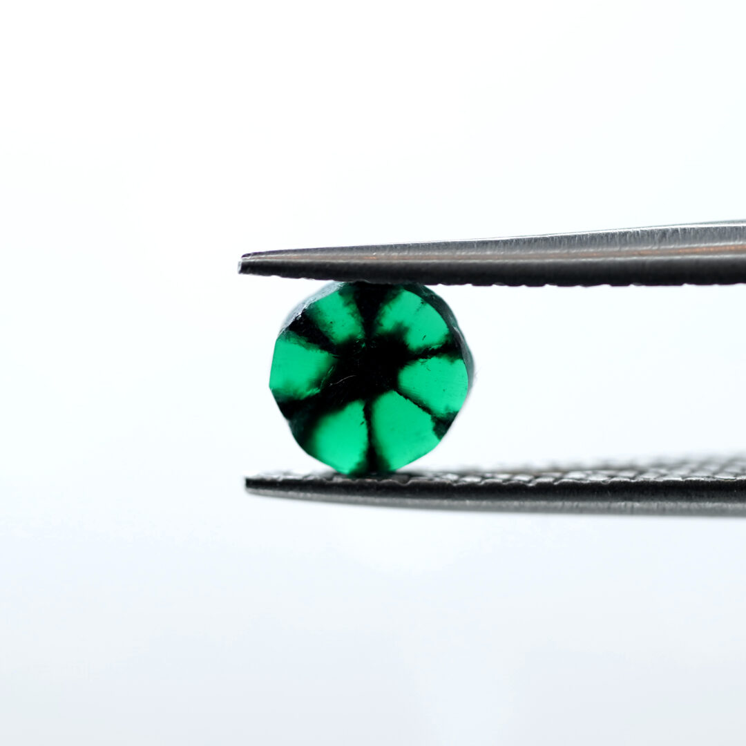 トラピッチェエメラルド 0.56ct コロンビア産 - 画像 (4)