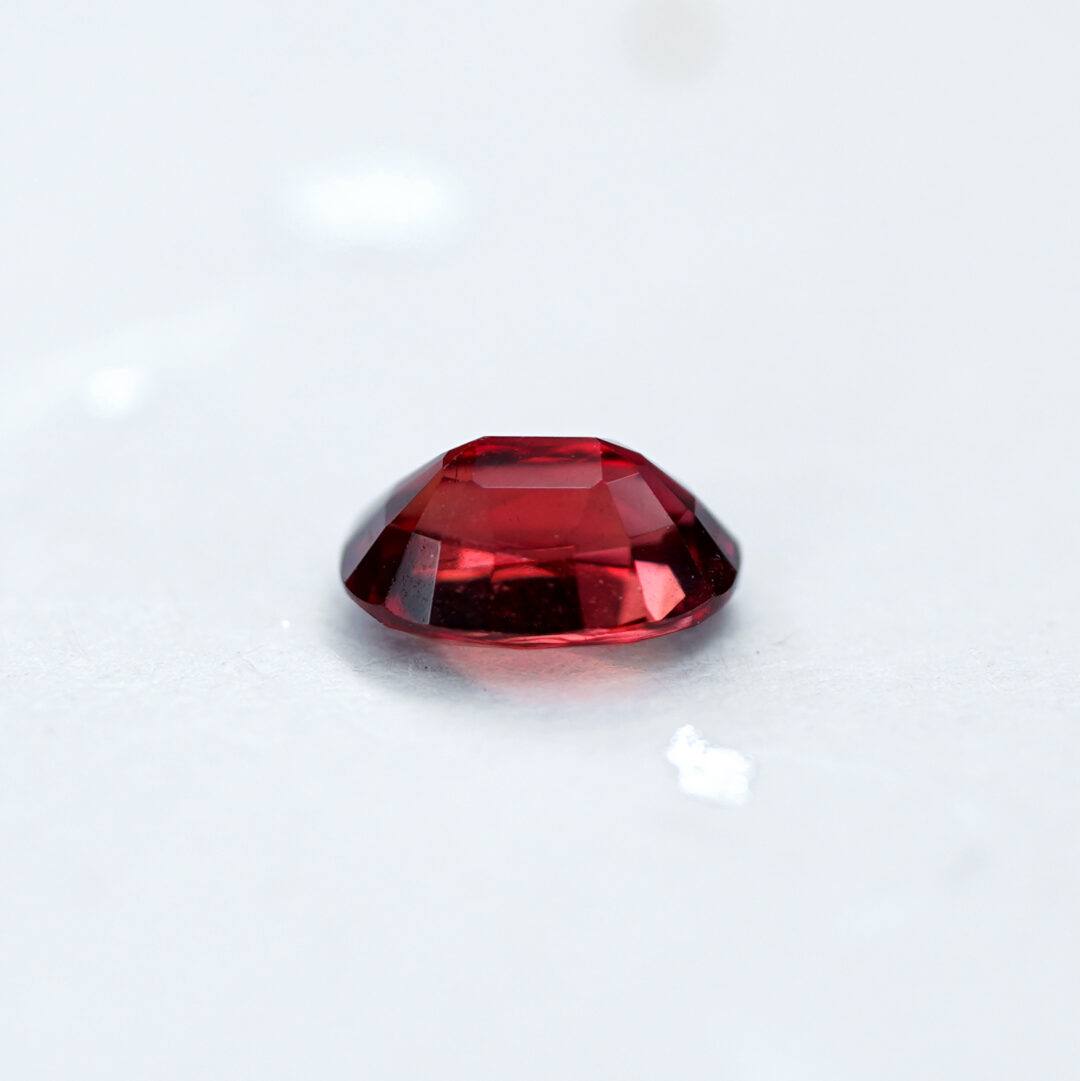レッドスピネル 0.83ct ビルマ産 - 画像 (4)