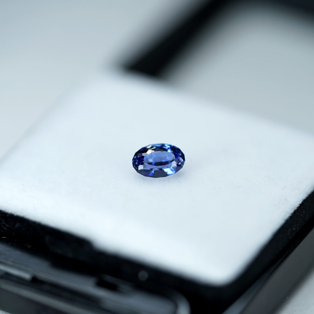 ベニトアイト 0.726ct アメリカ・サンベニト産 CGL - 画像 (5)