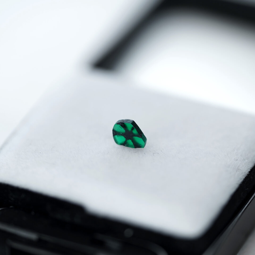 トラピッチェエメラルド 0.32ct コロンビア産 - 画像 (5)