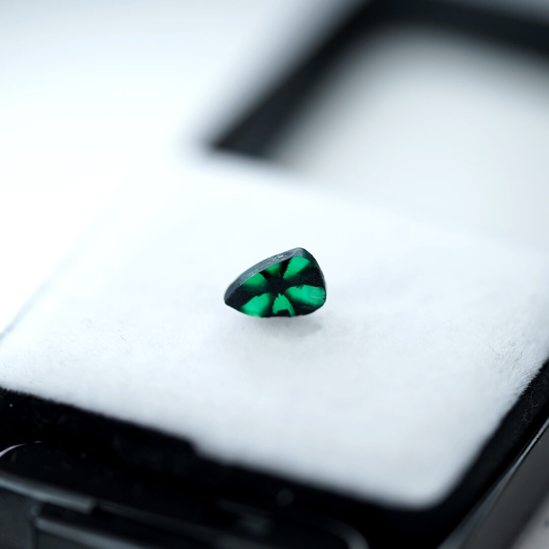 トラピッチェエメラルド 0.58ct コロンビア産 - 画像 (5)