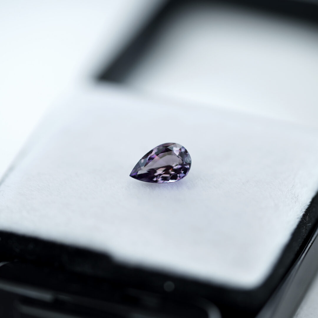 非加熱パープルゾイサイト 0.80ct タンザニア産 - 画像 (5)