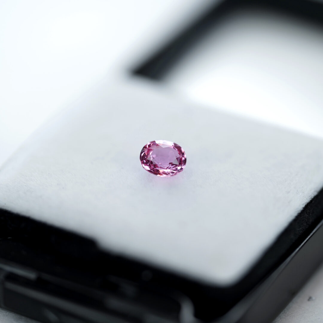 非加熱パパラチアサファイア 0.720ct マダガスカル産 DGL - 画像 (6)