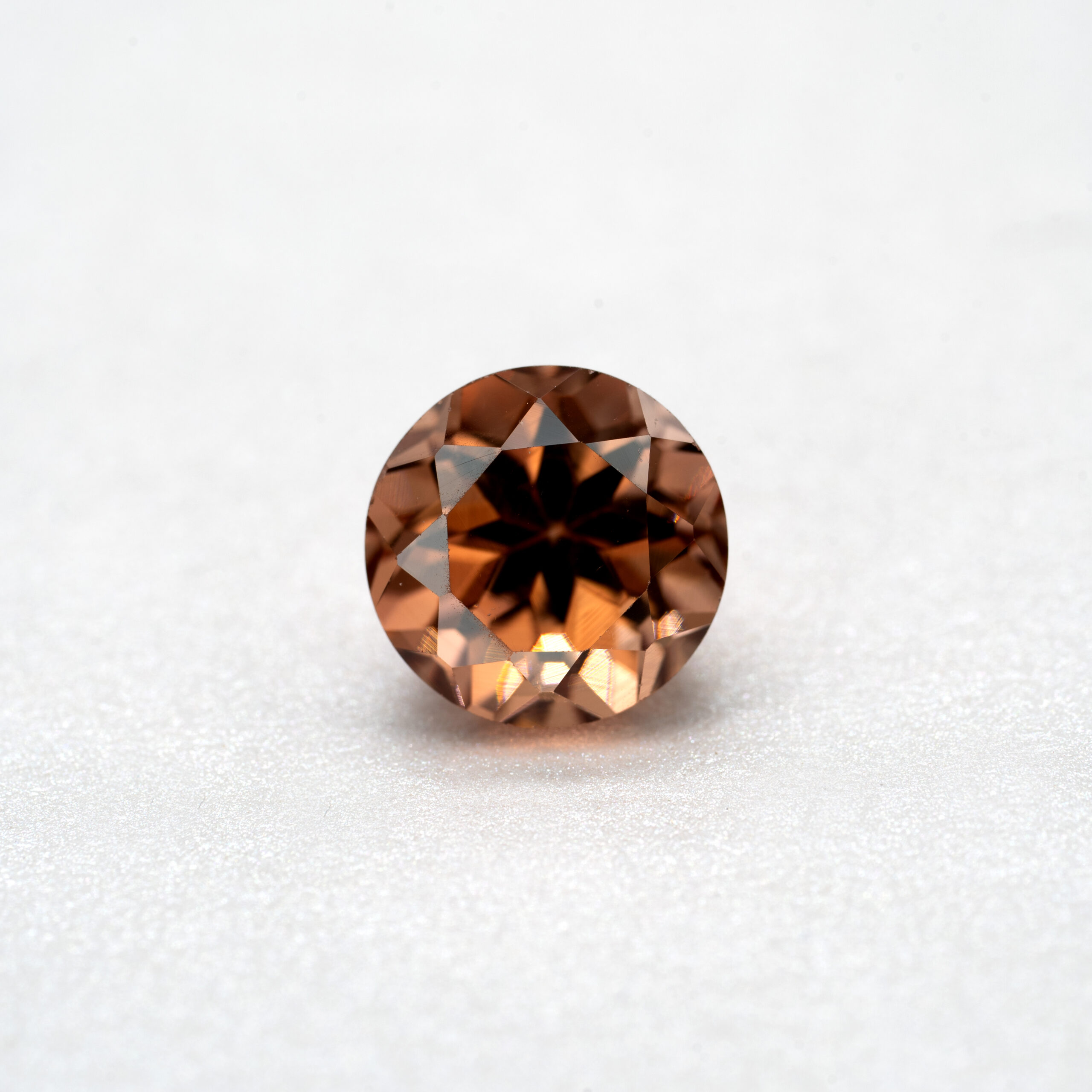 非加熱ジルコン 2.96ct タンザニア産 - 画像 (2)