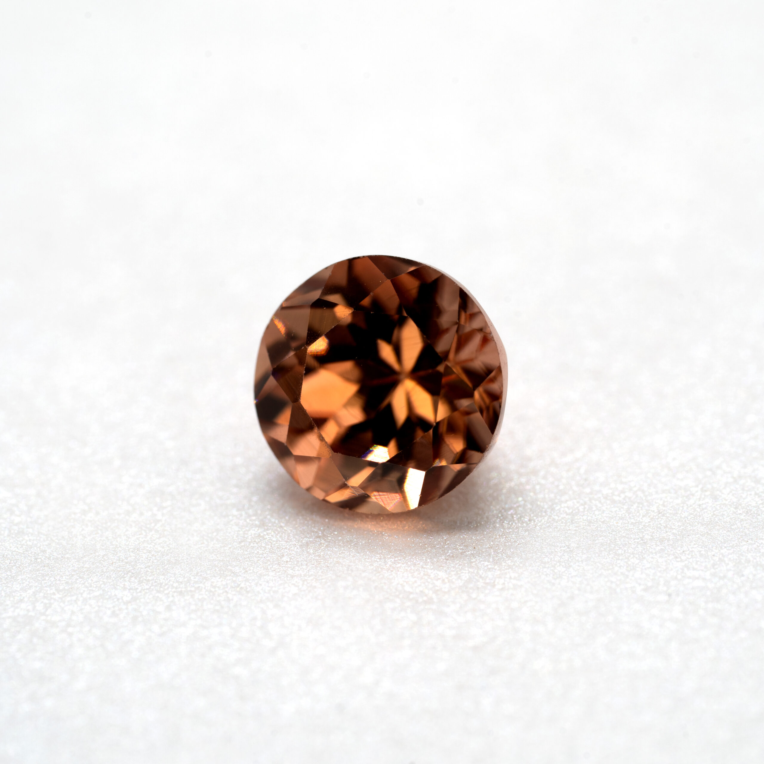 非加熱ジルコン 2.96ct タンザニア産 - 画像 (3)