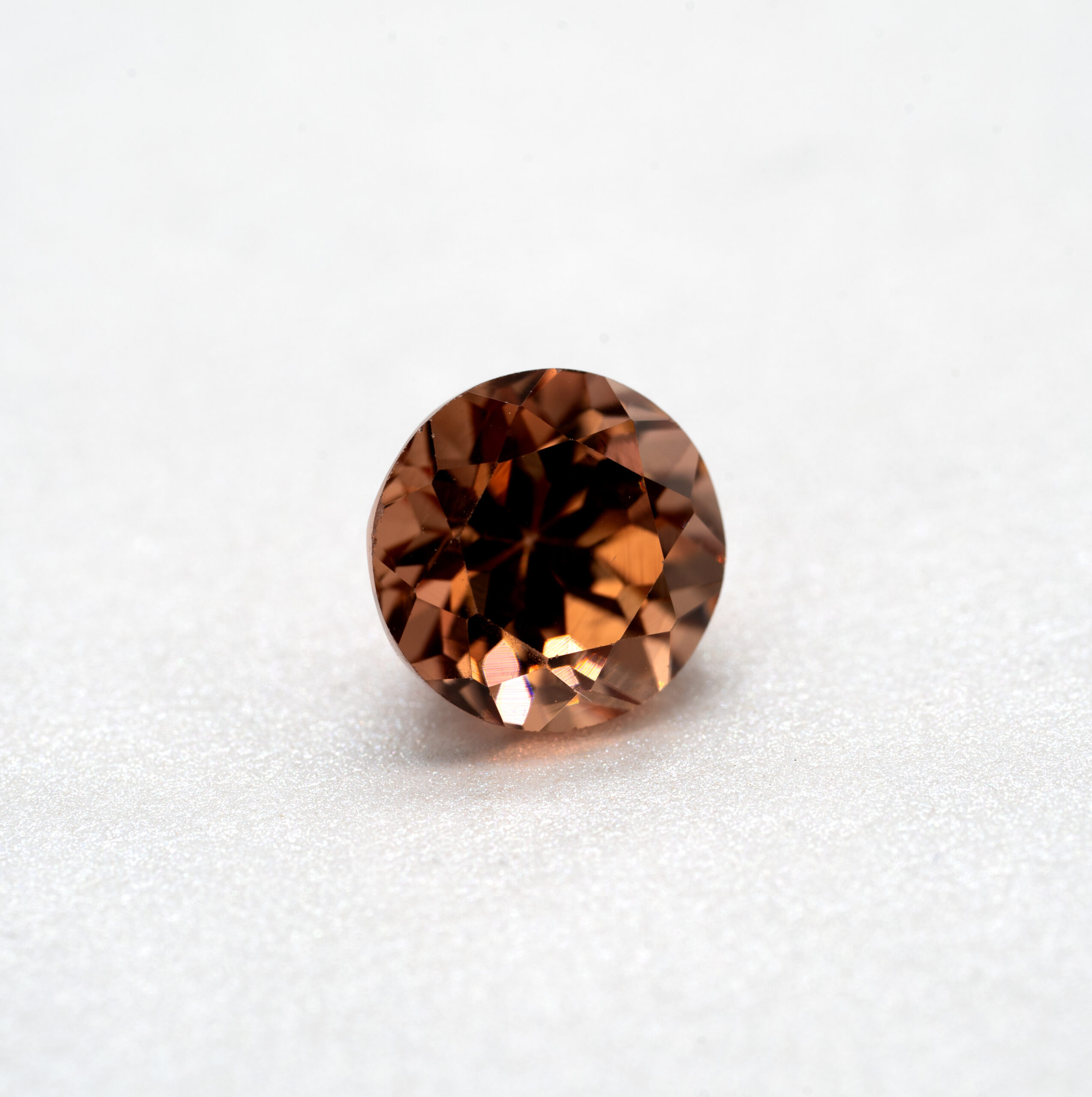 非加熱ジルコン 2.96ct タンザニア産 - 画像 (4)