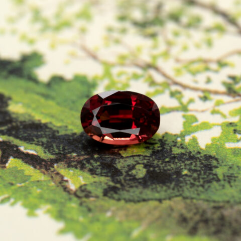 レッドスピネル 0.83ct ビルマ産