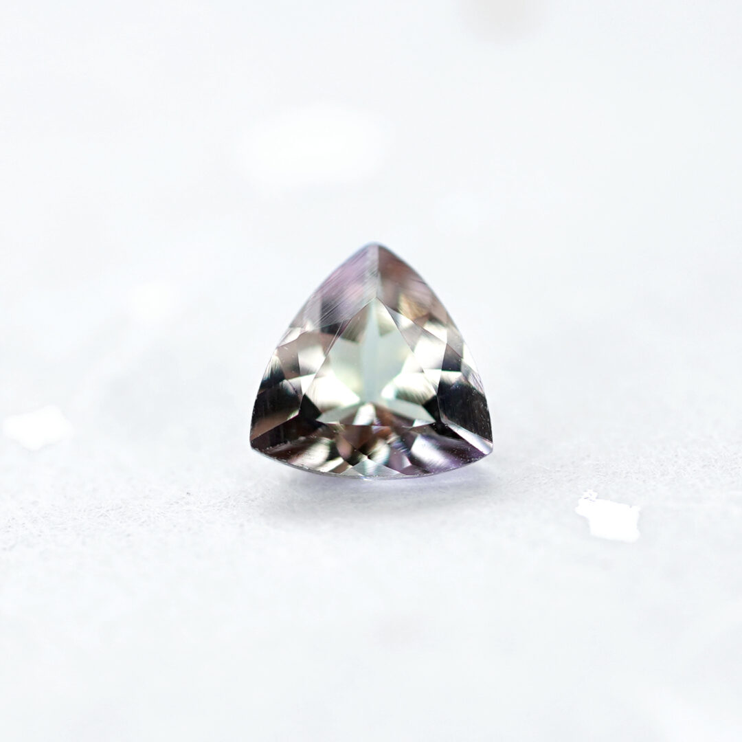 バイカラーピーチゾイサイト 0.50ct タンザニア産 - 画像 (2)
