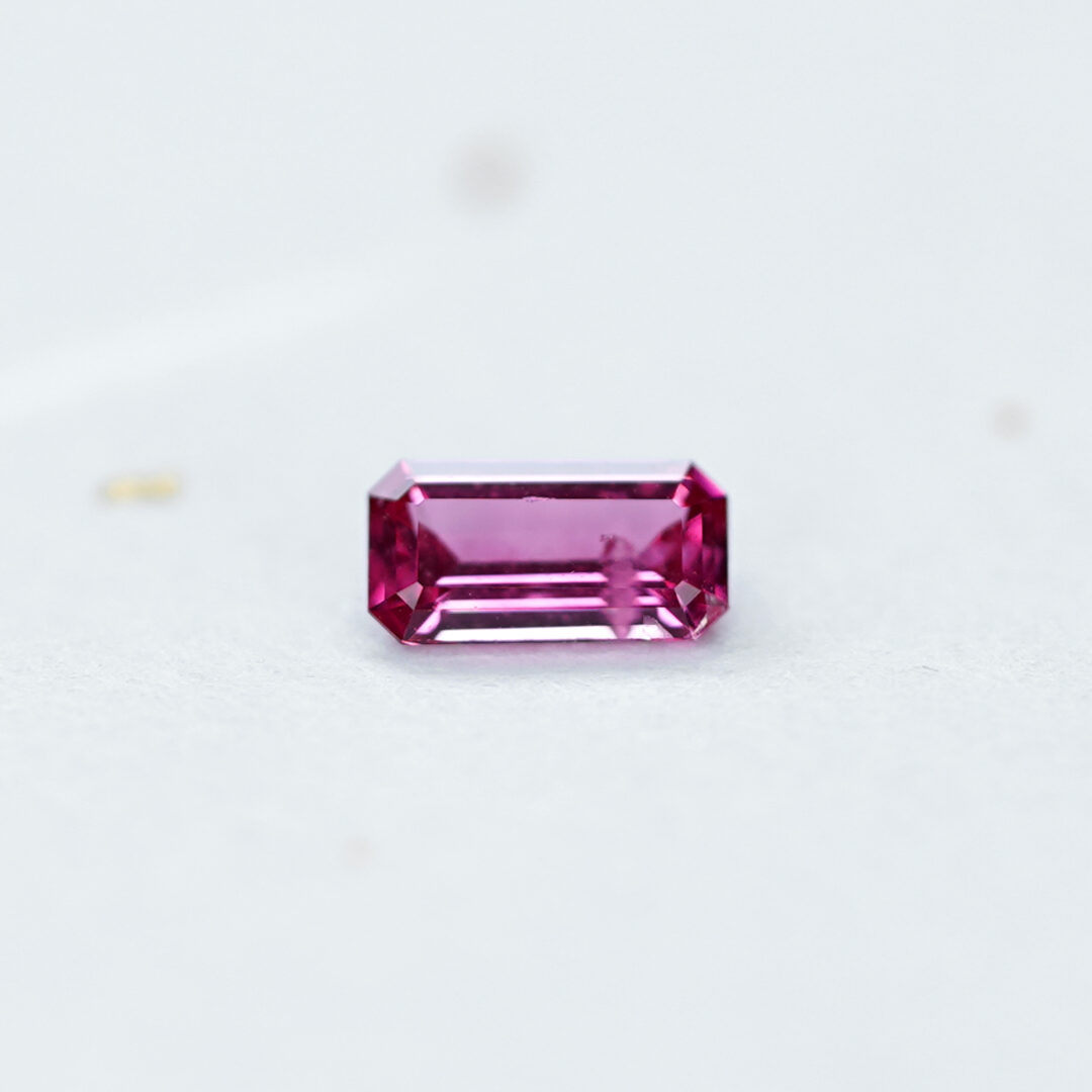 ホットピンクスピネル 0.16ct ビルマ産 - 画像 (2)