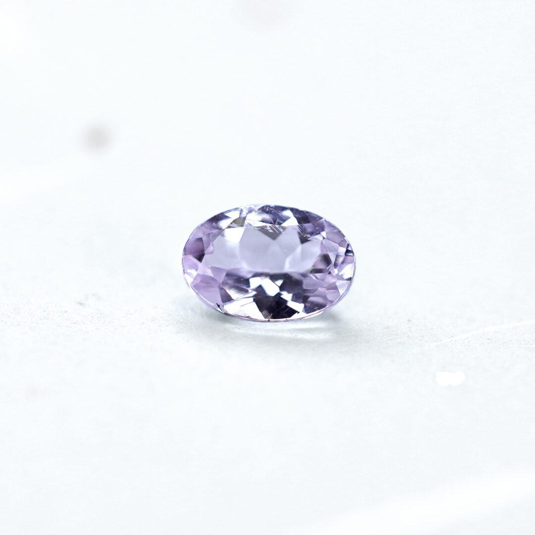 ラベンダーピンクゾイサイト 0.44ct タンザニア産 - 画像 (2)