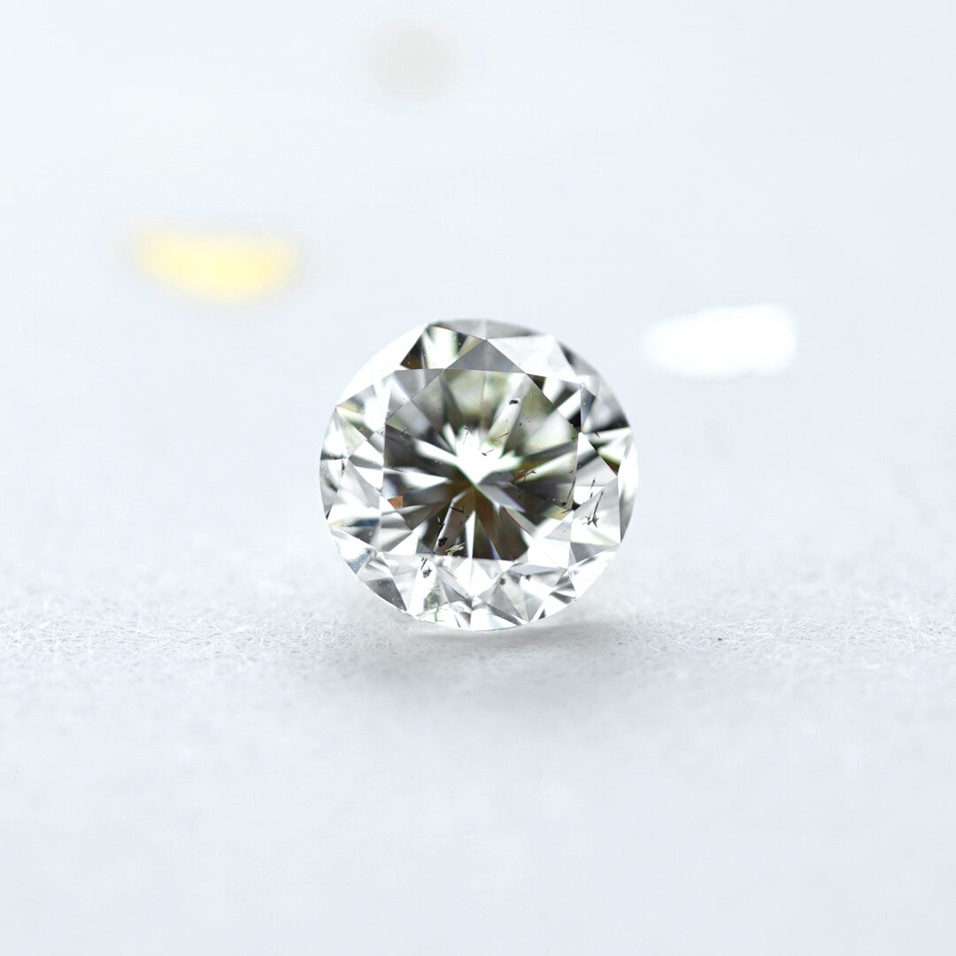 蛍光性ダイヤモンド 0.836ct M SI-2 CGL - 画像 (2)
