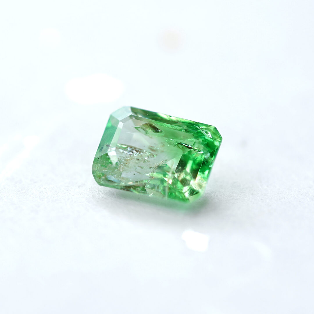 バイカラーツァボライト 1.24ct タンザニア産 - 画像 (3)