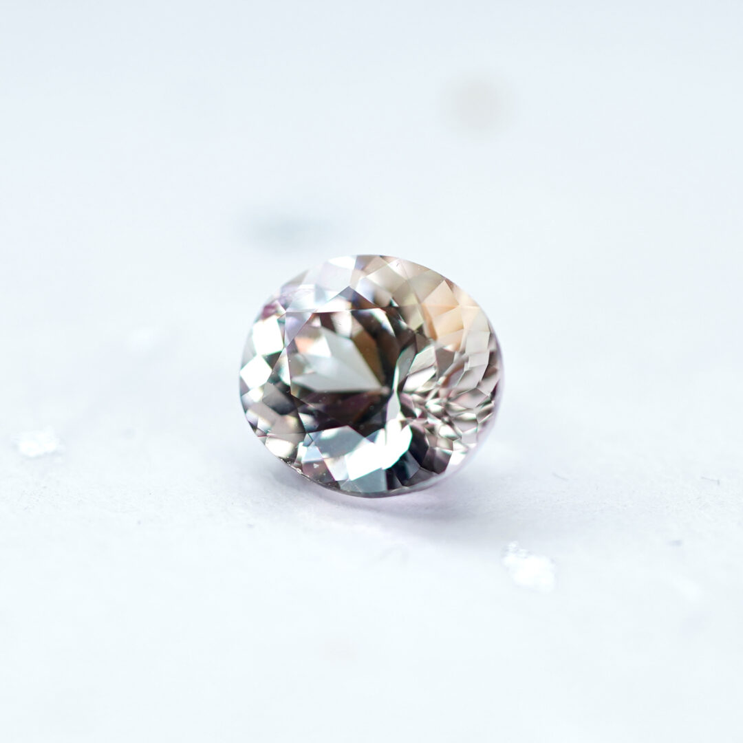 非加熱ピーチゾイサイト 1.31ct タンザニア産 - 画像 (3)