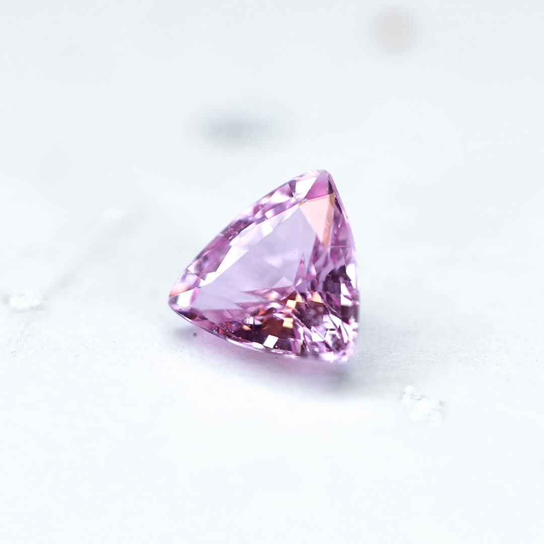 パパラチアサファイア 1.02ct マダガスカル産 AIGS - 画像 (4)