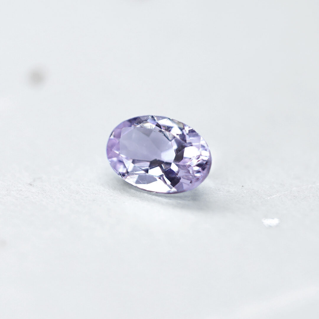 ラベンダーピンクゾイサイト 0.44ct タンザニア産 - 画像 (3)