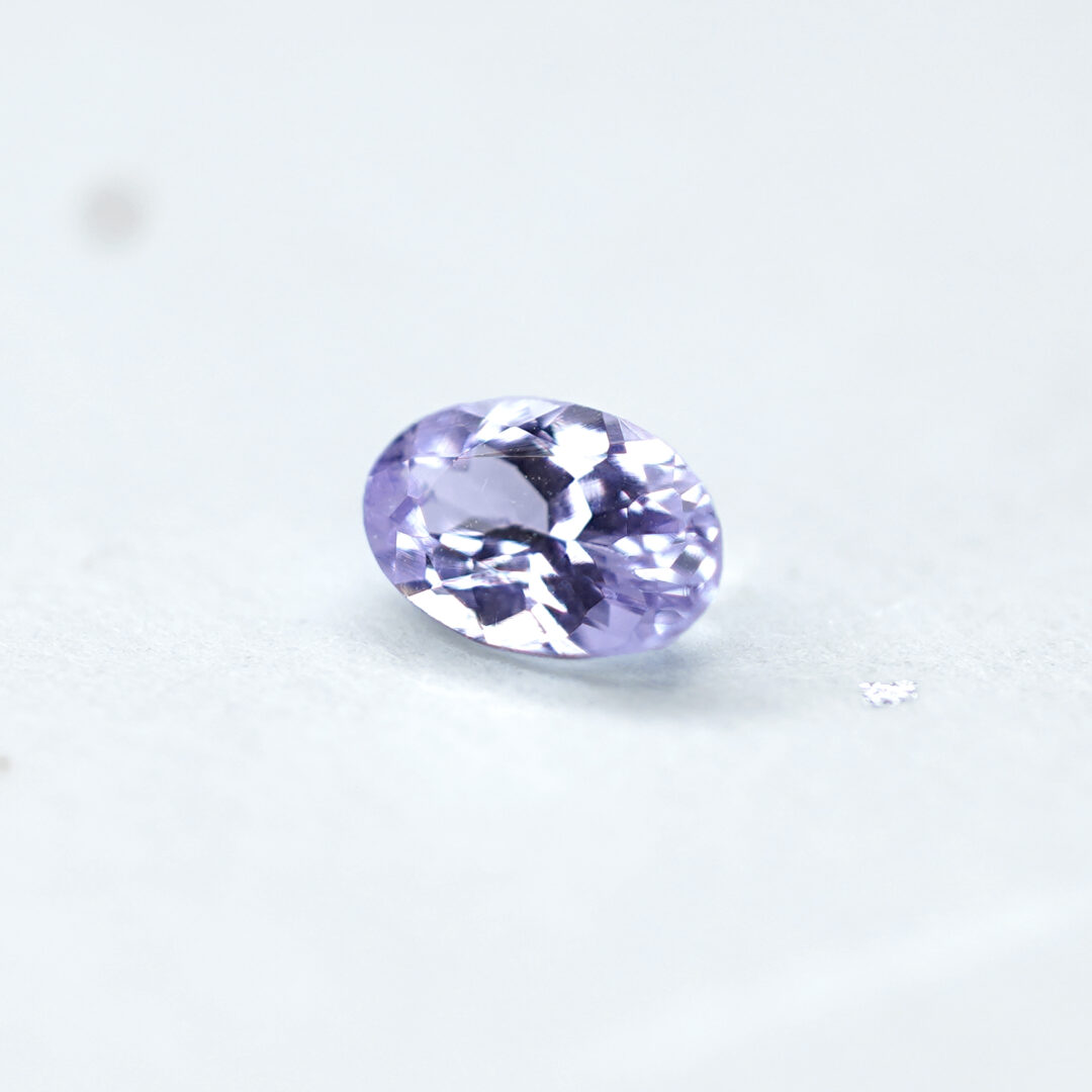ラベンダーゾイサイト 0.48ct タンザニア産 - 画像 (3)