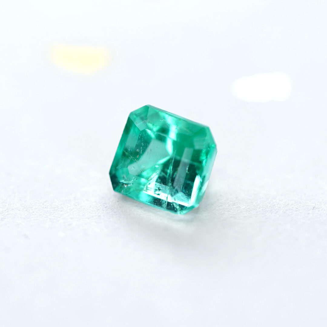 エメラルド 0.67ct コロンビア産 - 画像 (3)