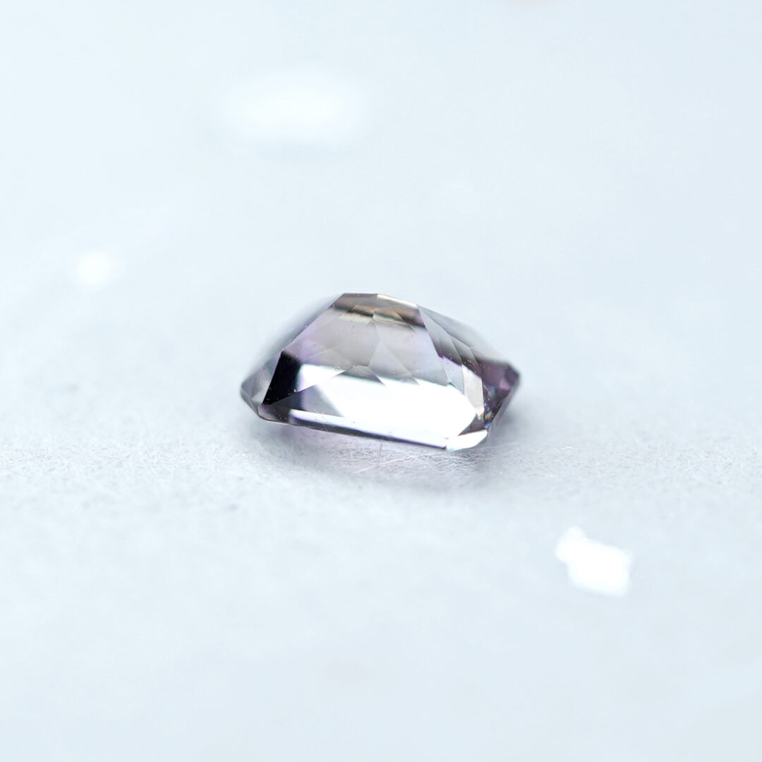 ピンクゾイサイト 0.40ct タンザニア産 - 画像 (4)